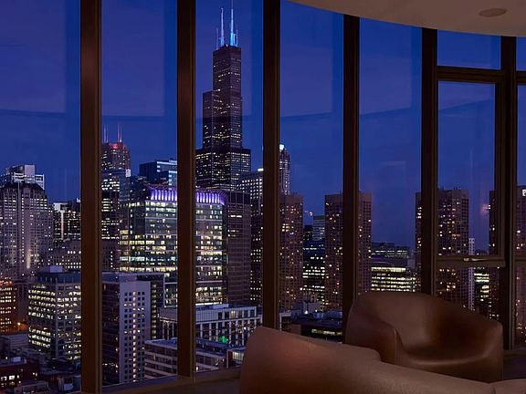 2nd image of 730 W Lake St #1409