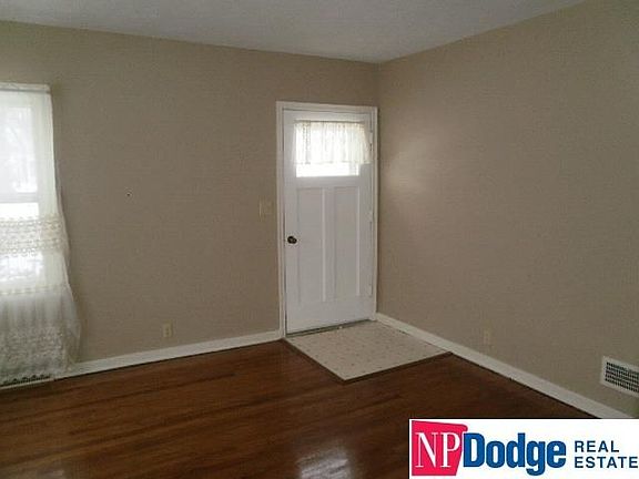 3rd image of 2118 N Clarkson St