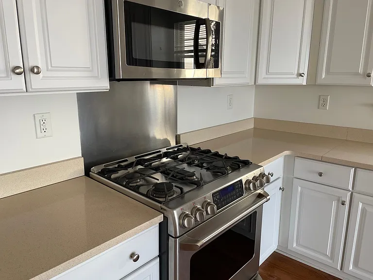 4714 Ocean View Ave — Photo 31