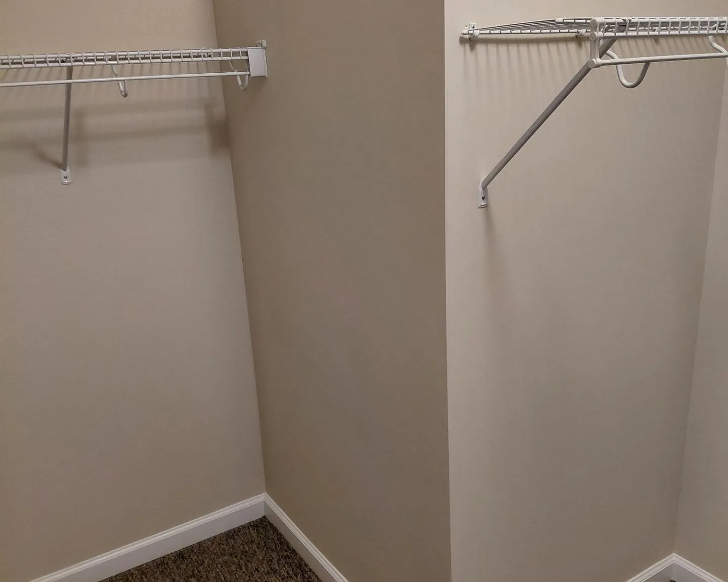 Ashbury Pointe — Photo 2