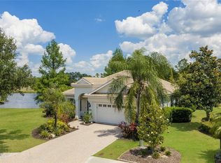 15422 Helmsdale Pl, Lakewood Ranch, FL 34202