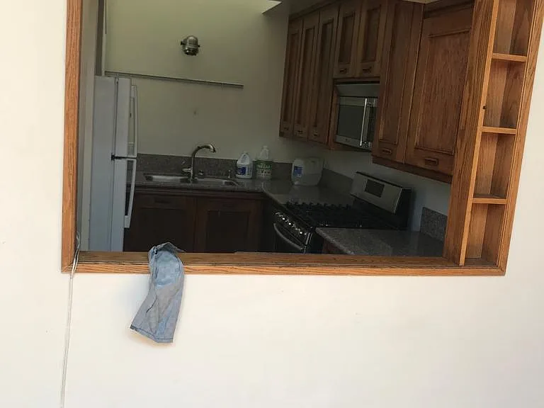 136 S Clark Dr #8 — Photo 6