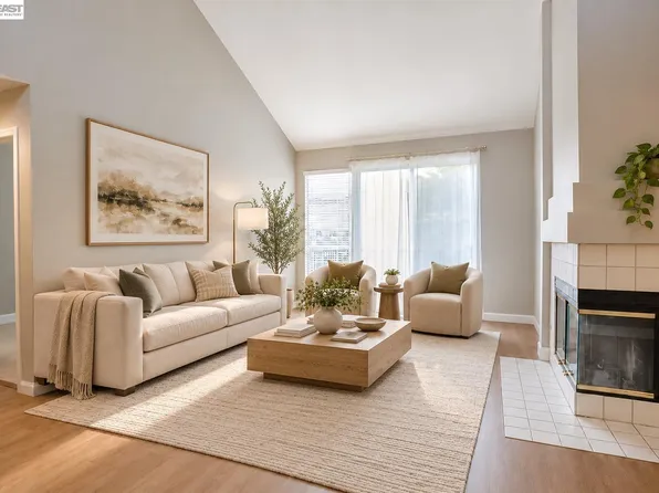 7773 Tuscany Dr, Dublin, CA 94568