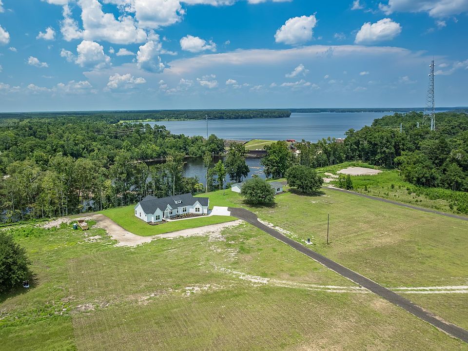 1st image of 24158 Blountstown Hwy