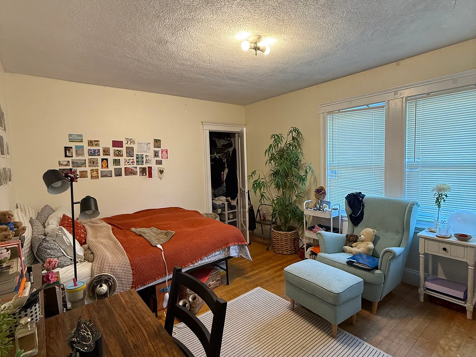 4 bed, 1300 sqft, $5,300 — Photo 4