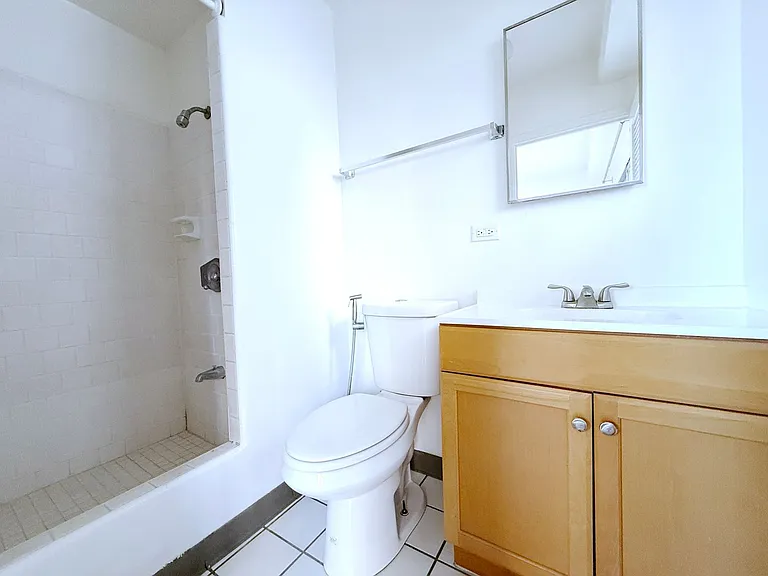 2541 Kuhio Ave #401 — Photo 7