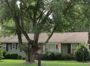 8569 Sutherland Rd, Richmond, VA 23236