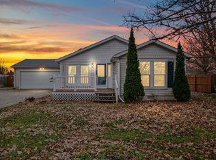 437 Richard St, Quincy, MI 49082