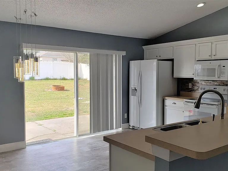 5141 Pine Needle Dr — Photo 7