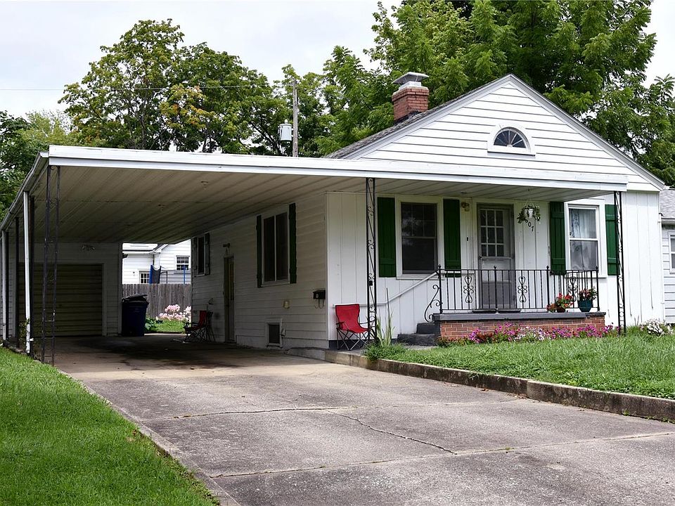 1st image of 607 E Oak St