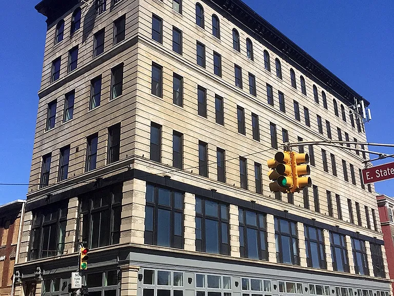 The Commonwealth - Exterior