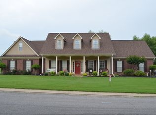 5412 Doe Ln, Southaven, MS 38671
