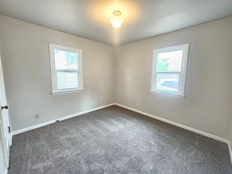 2704 W Garland Ave — Photo 11