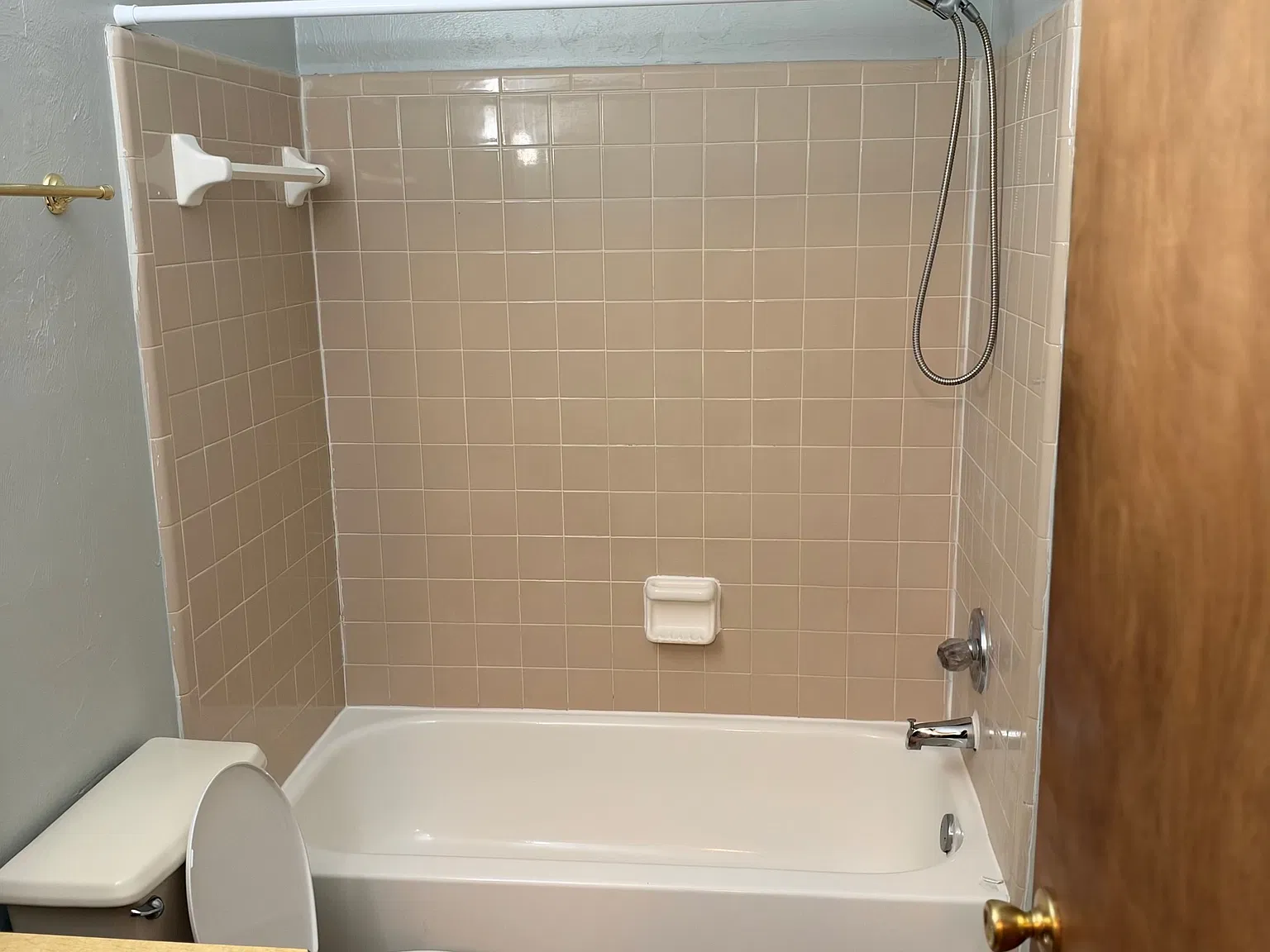 2 bed, 850 sqft, $1,350 — Photo 4