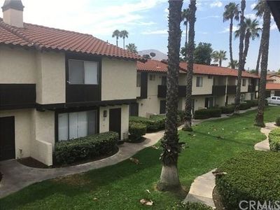1077 Santo Antonio Dr APT 53, Colton, CA, 92324