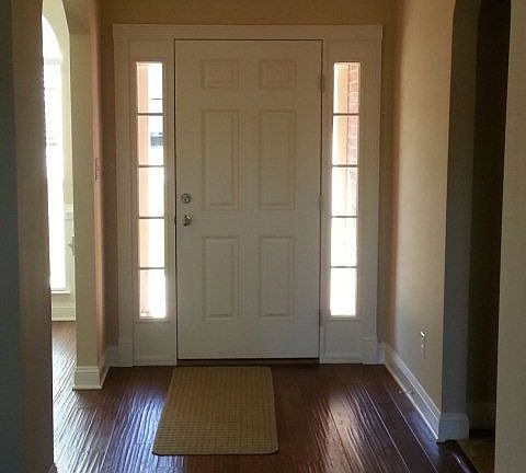 3rd image of 4390 Creekview Dr