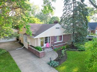 1122 Lundvall Ave, Rockford, IL 61107