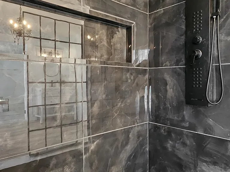 4033 Lucerne Dr SE — Photo 19