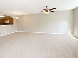 56 Winter Lake Cir, Savannah, GA 31407