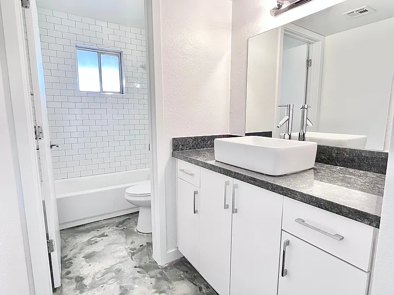 Fairmount Villas — Photo 21