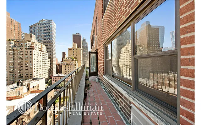 Sold by Douglas Elliman | media 31