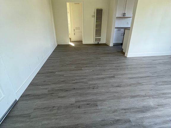 2nd image of 3800 Lockland Dr #3800
