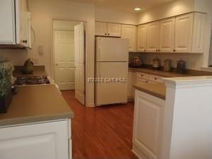 5th image of 1712 Wood Holme Ct