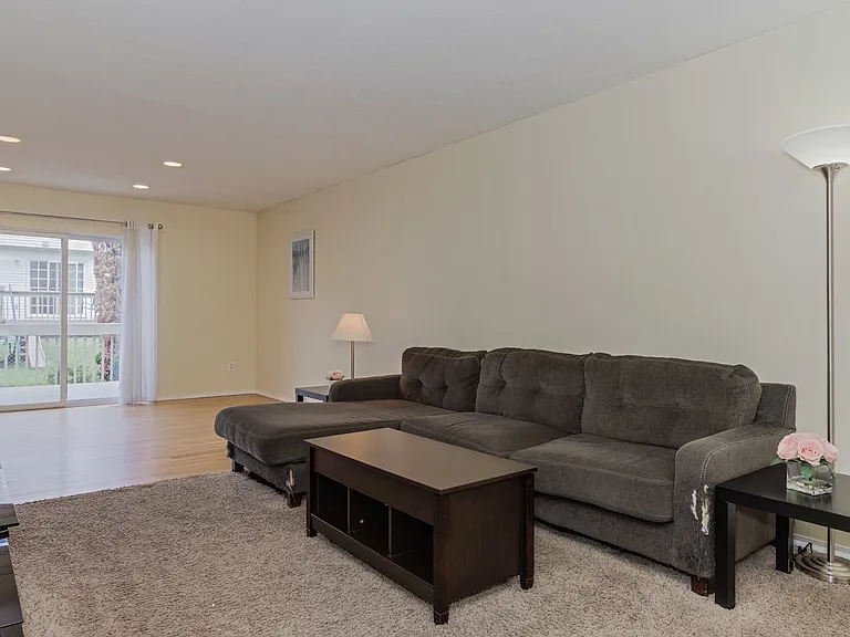 244 Parktrail Rd — Photo 4