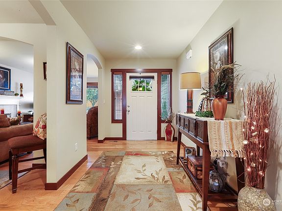 3rd image of 27803 72nd Avenue NW