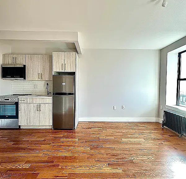195 Underhill Ave #2R — Photo 2