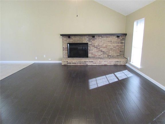 5th image of 4621 Southlook Dr