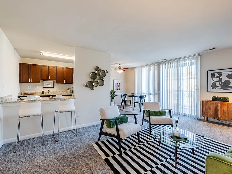 The Hanover Apartments — Photo 13