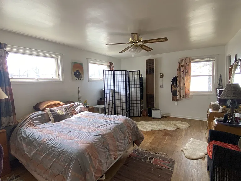 211 W Simpson St — Photo 10