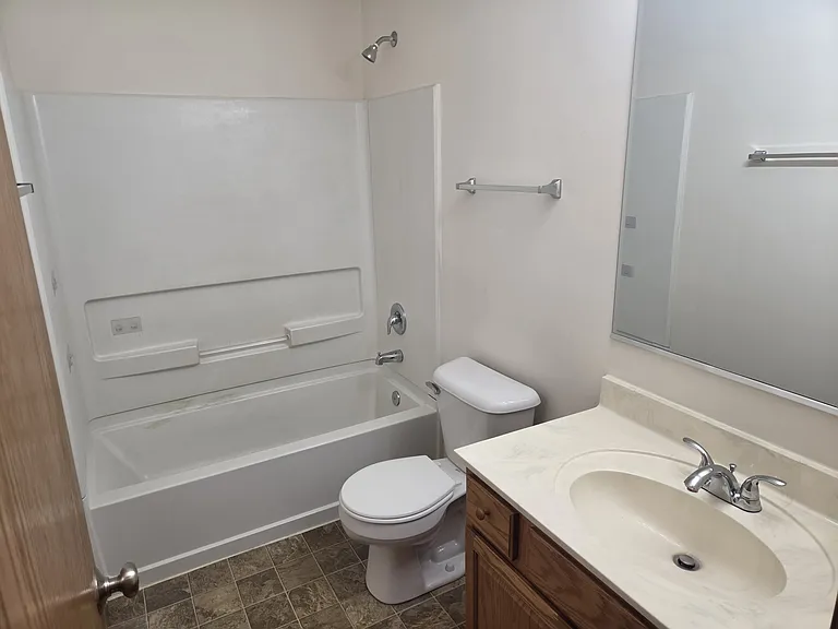 4934 Montauk Dr — Photo 24