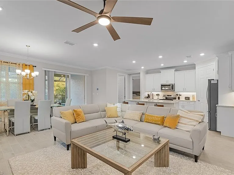 379 Grace Bay Ln — Photo 6