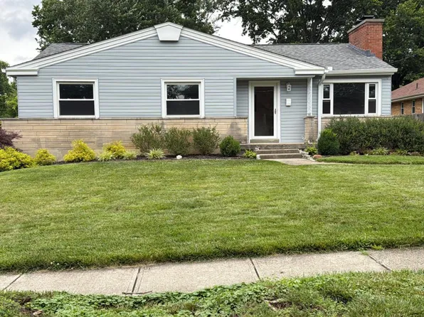 1074 Eastgate Dr, Cincinnati, OH 45231