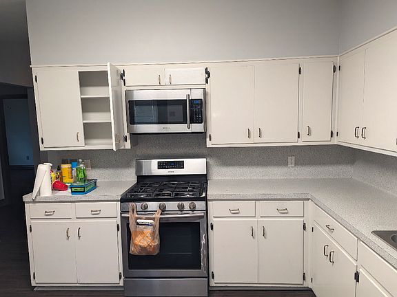 4th image of 723 S 33rd St