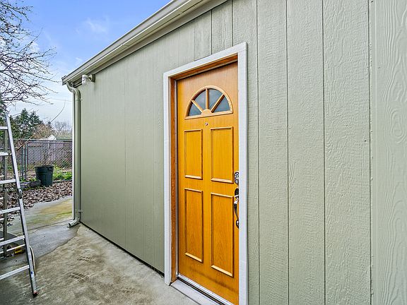 2nd image of 9219 38th Ave S #2