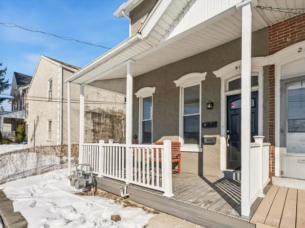 210 2nd Ave #1, Royersford, PA 19468