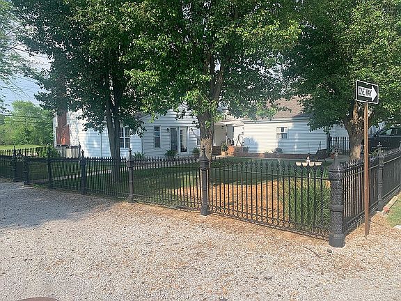 Renovated cast iron
fence