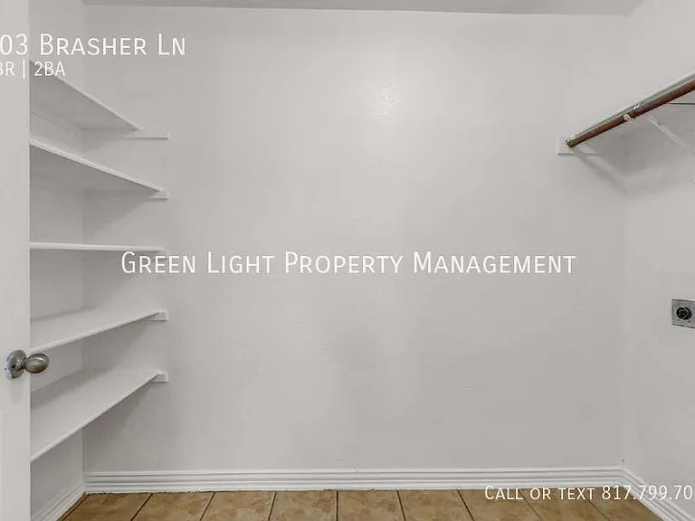 403 Brasher Ln — Photo 14