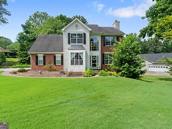 2nd image of 5660 Bridle Glen Dr