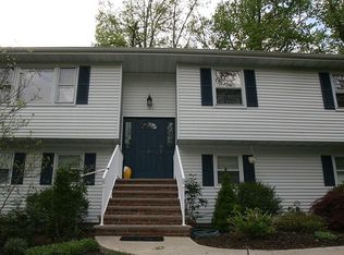 99 Spring Valley Rd, Park Ridge, NJ 07656