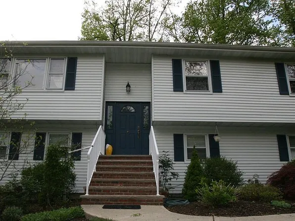 99 Spring Valley Rd, Park Ridge, NJ 07656