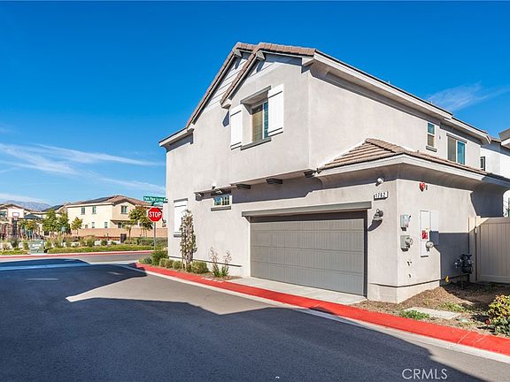 3rd image of 1762 Park Place Ln