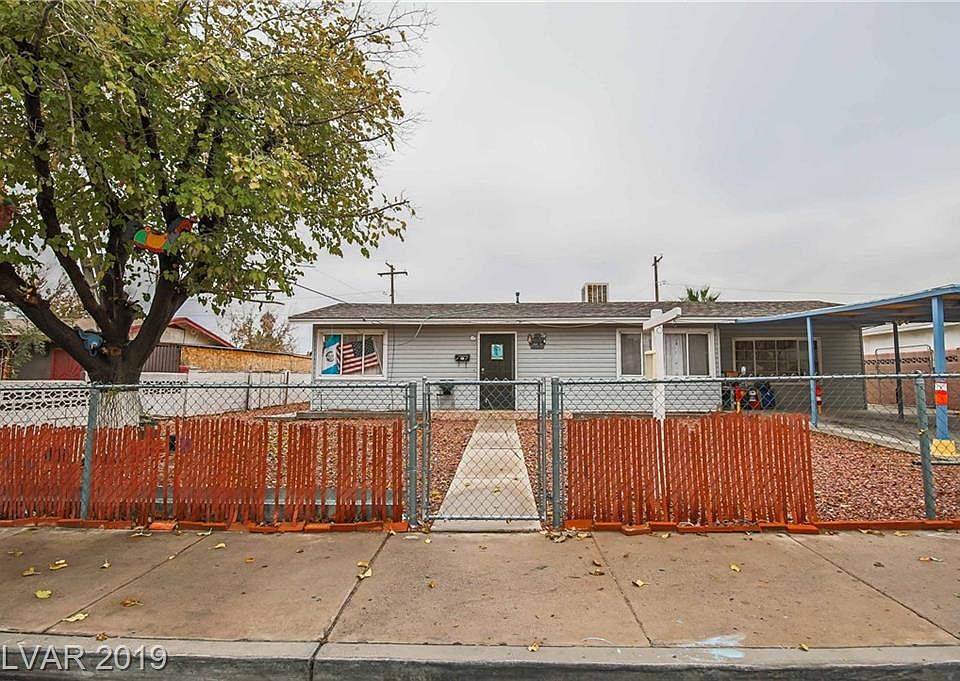 1st image of 2212 E Ogden Ave