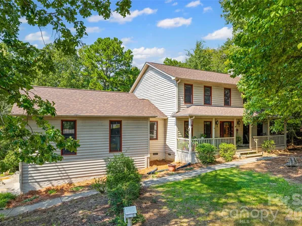 25011 Clubview Dr, Tega Cay, SC 29708