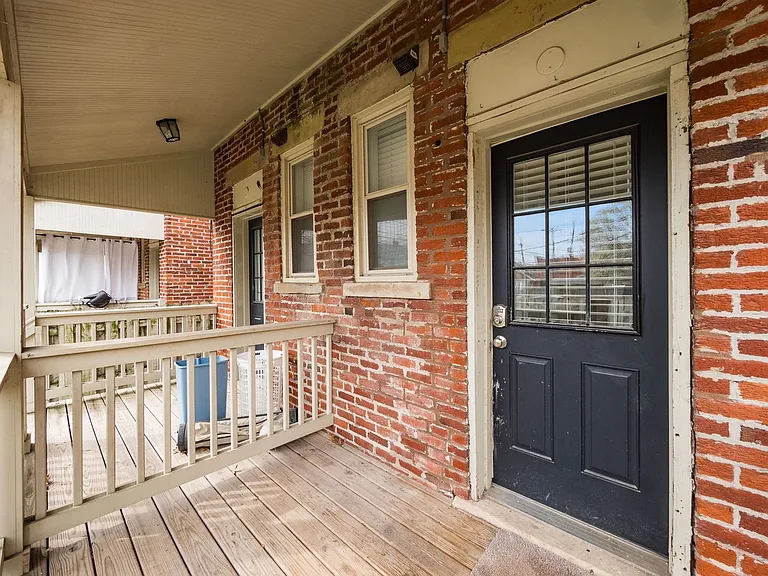 1246 S Washington Ave — Photo 34