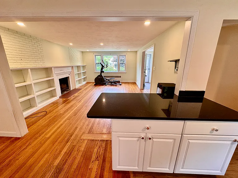 53 Gerald Rd — Photo 6