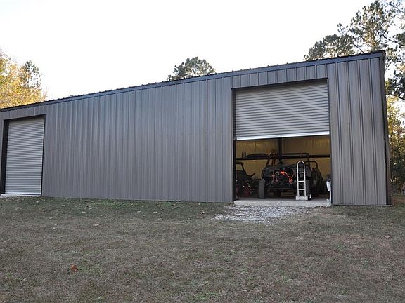 4th image of 100 Lee Road 401